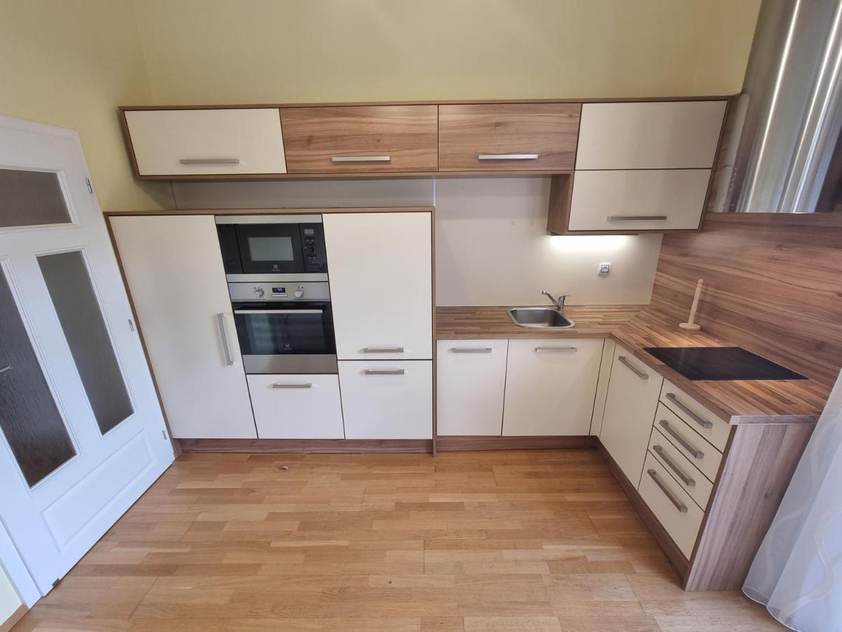 Apartman Orsten มาเรียอานซเกลาซนี ภายนอก รูปภาพ