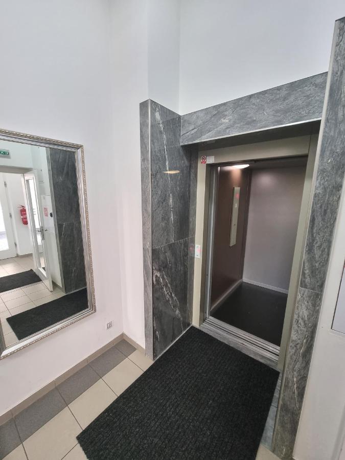 Apartman Orsten มาเรียอานซเกลาซนี ภายนอก รูปภาพ